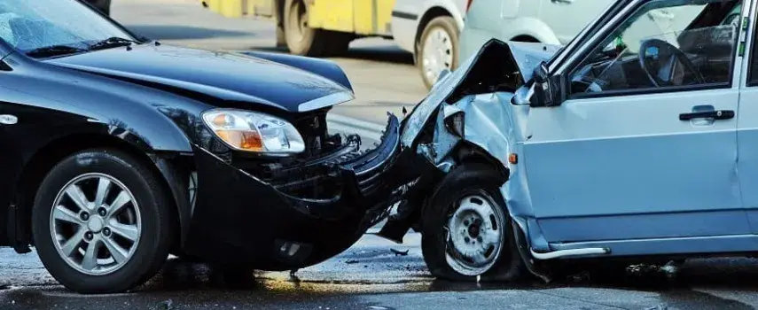 Head on collision car accident