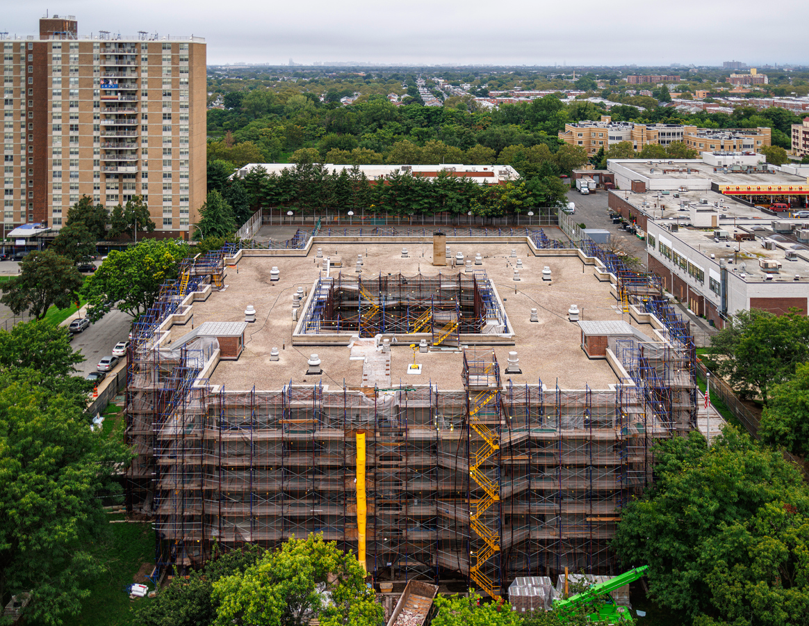 Wypadek budowlany w Brooklynie podczas wylewania betonu