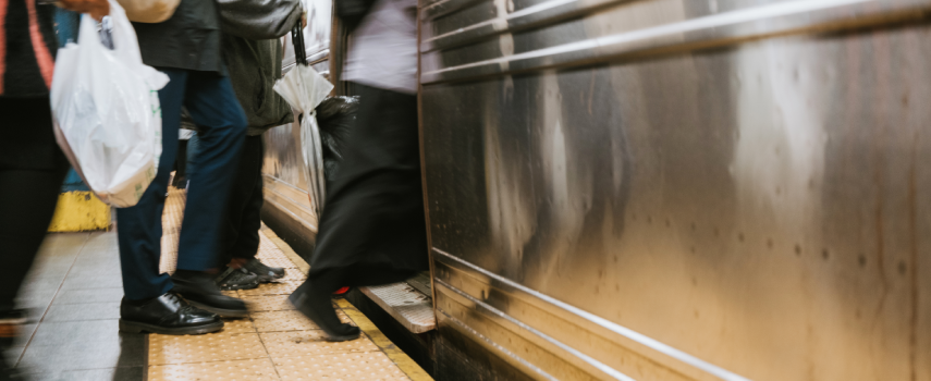 Gdy przejażdżka metrem zamienia się w tragedię kto naprawdę odpowiada po śmiertelnym wypadku w metrze w Nowym Jorku