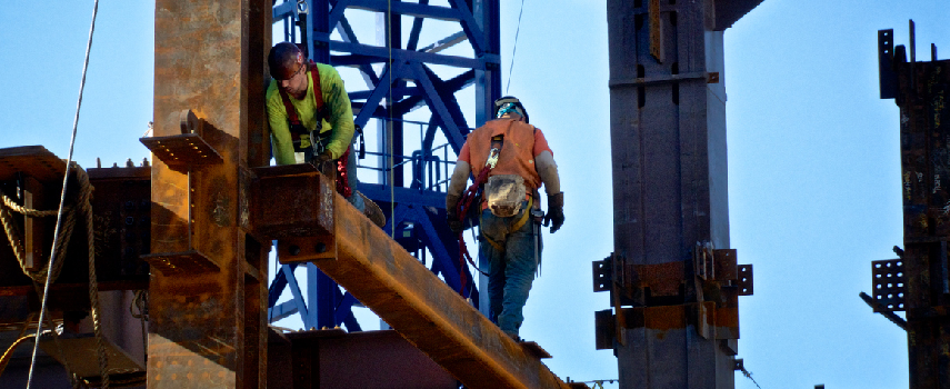 Kiedy belka spada na budowie Co każdy ranny pracownik budowlany w Nowym Jorku musi wiedzieć o swoich prawach