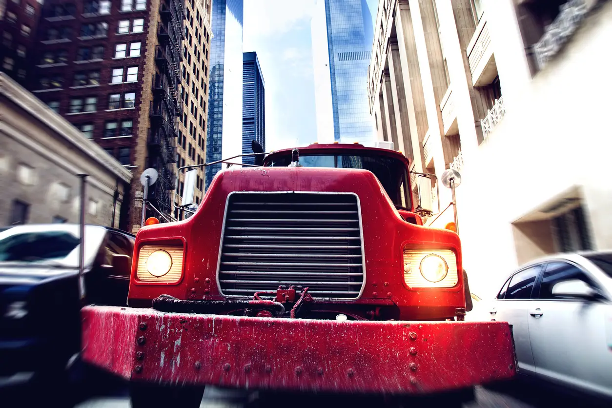 Jakie odszkodowania mogę uzyskać po wypadku ciężarówki